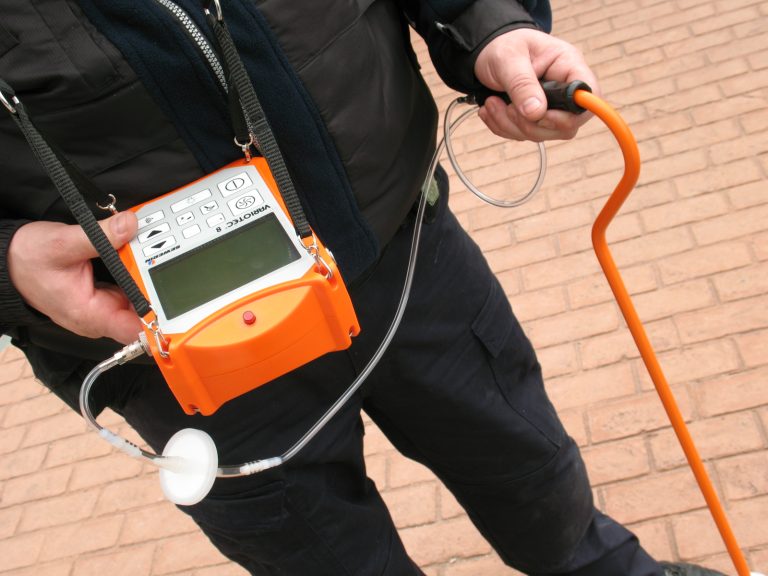 كشف تسرب المياه بعجمان