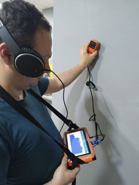 كشف تسربات المياة بدبي