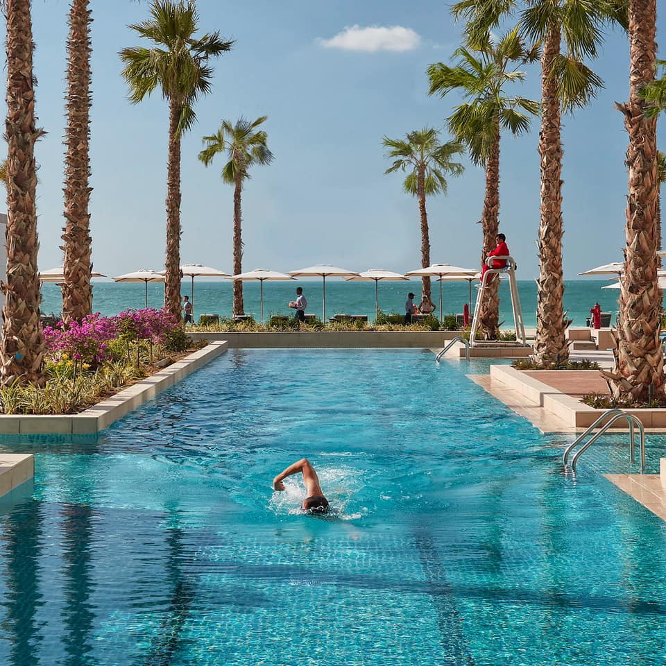 مسابح في دبي