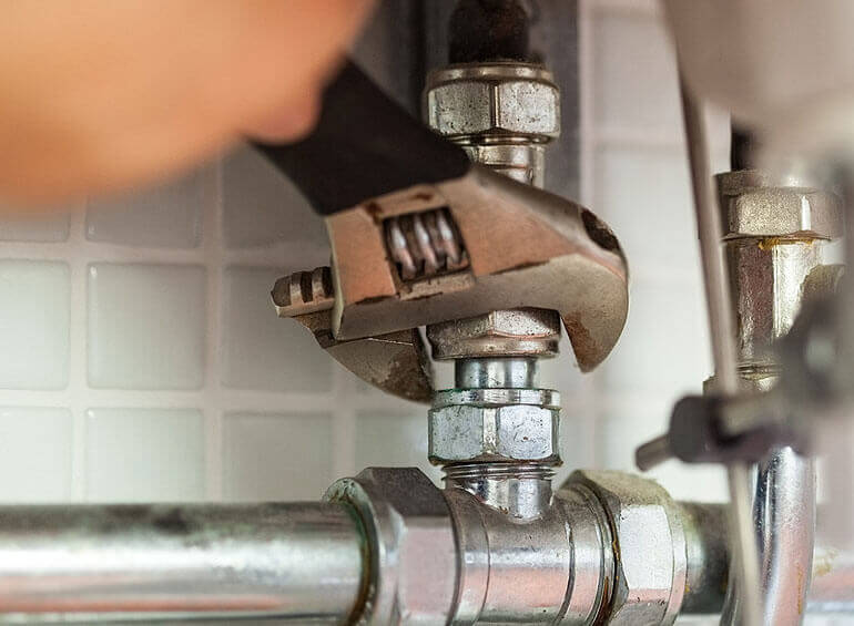 كشف تسربات الماء